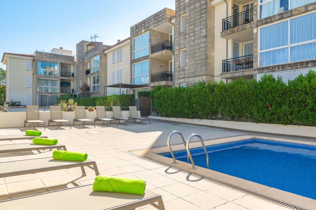 Mirella Apartment *
